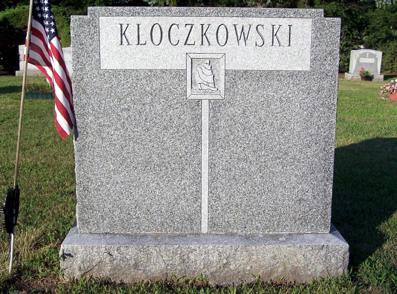 kłocz nagrobek.jpg