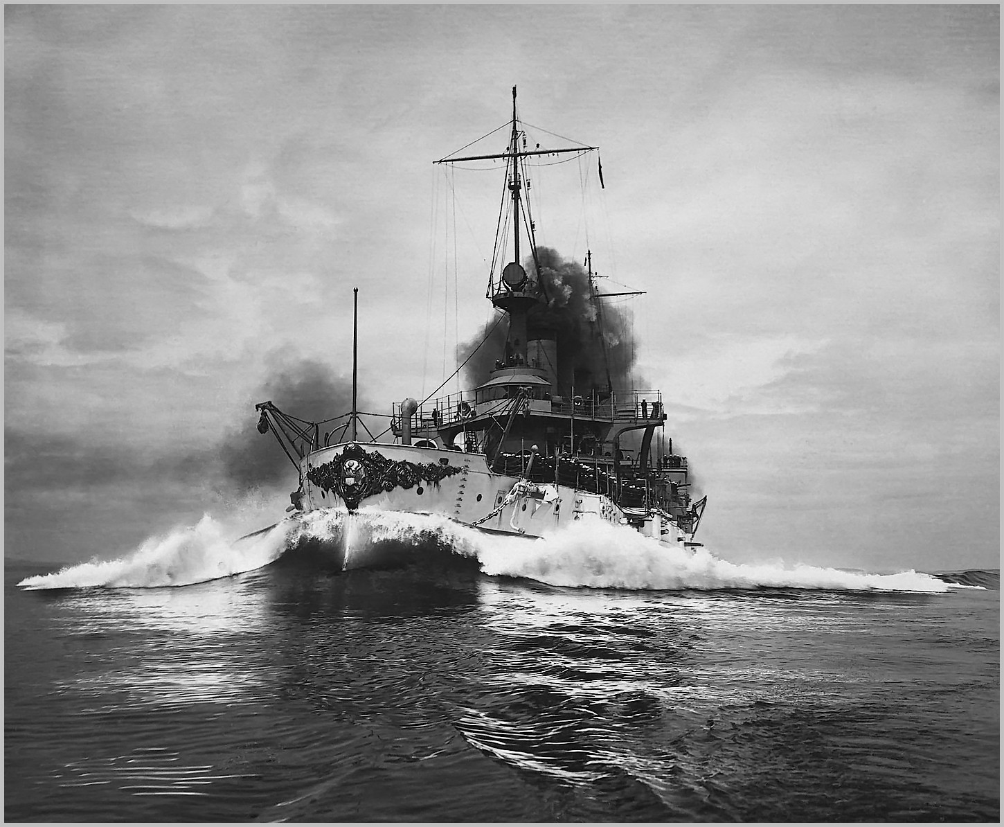 Bow wave of the predreadnought battleship USS Connecticut running speed trials off the Maine coast, Casco Bay, 1906..jpg