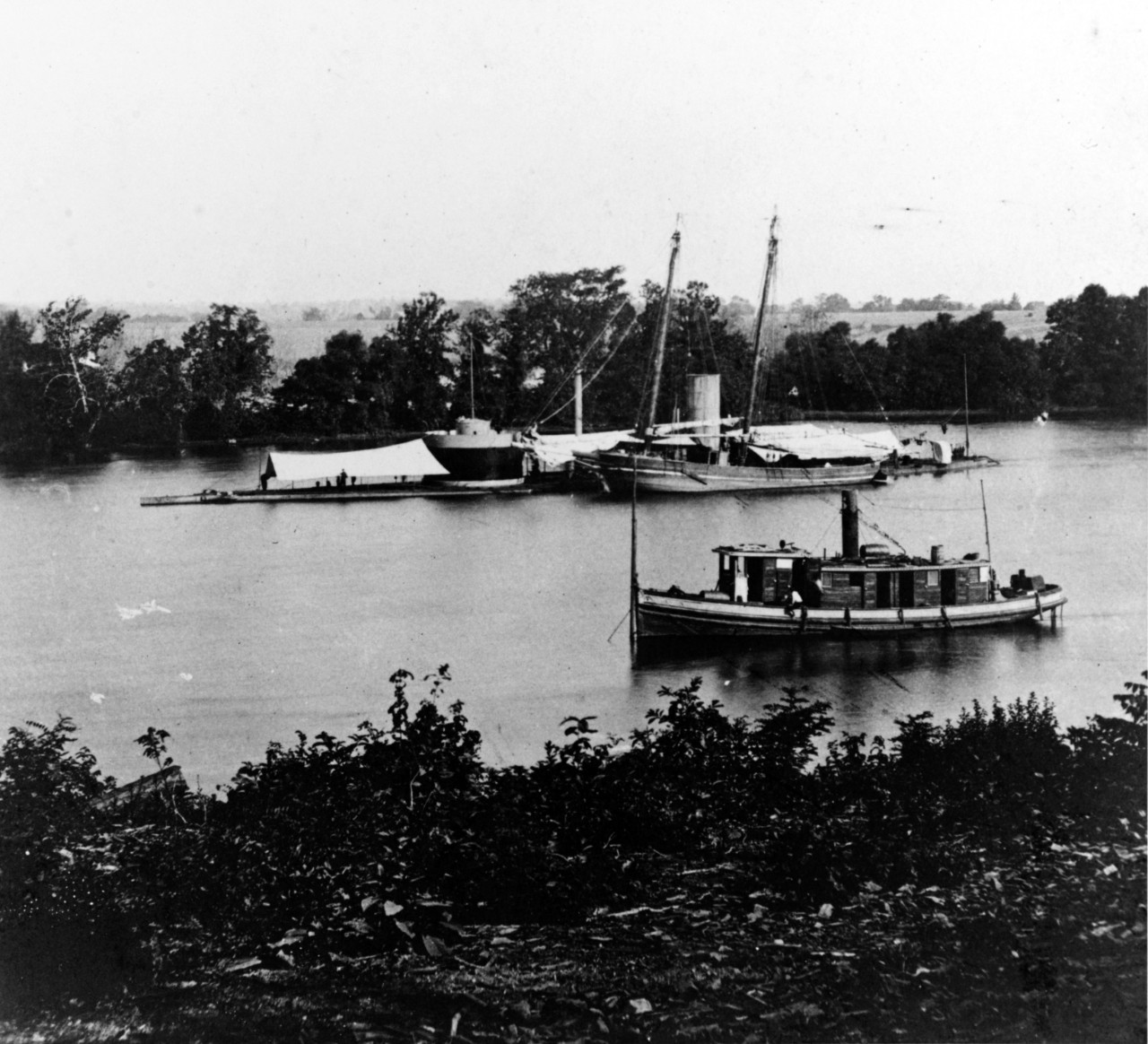 Canonicus na James River (1864-65) NH 55199.jpeg