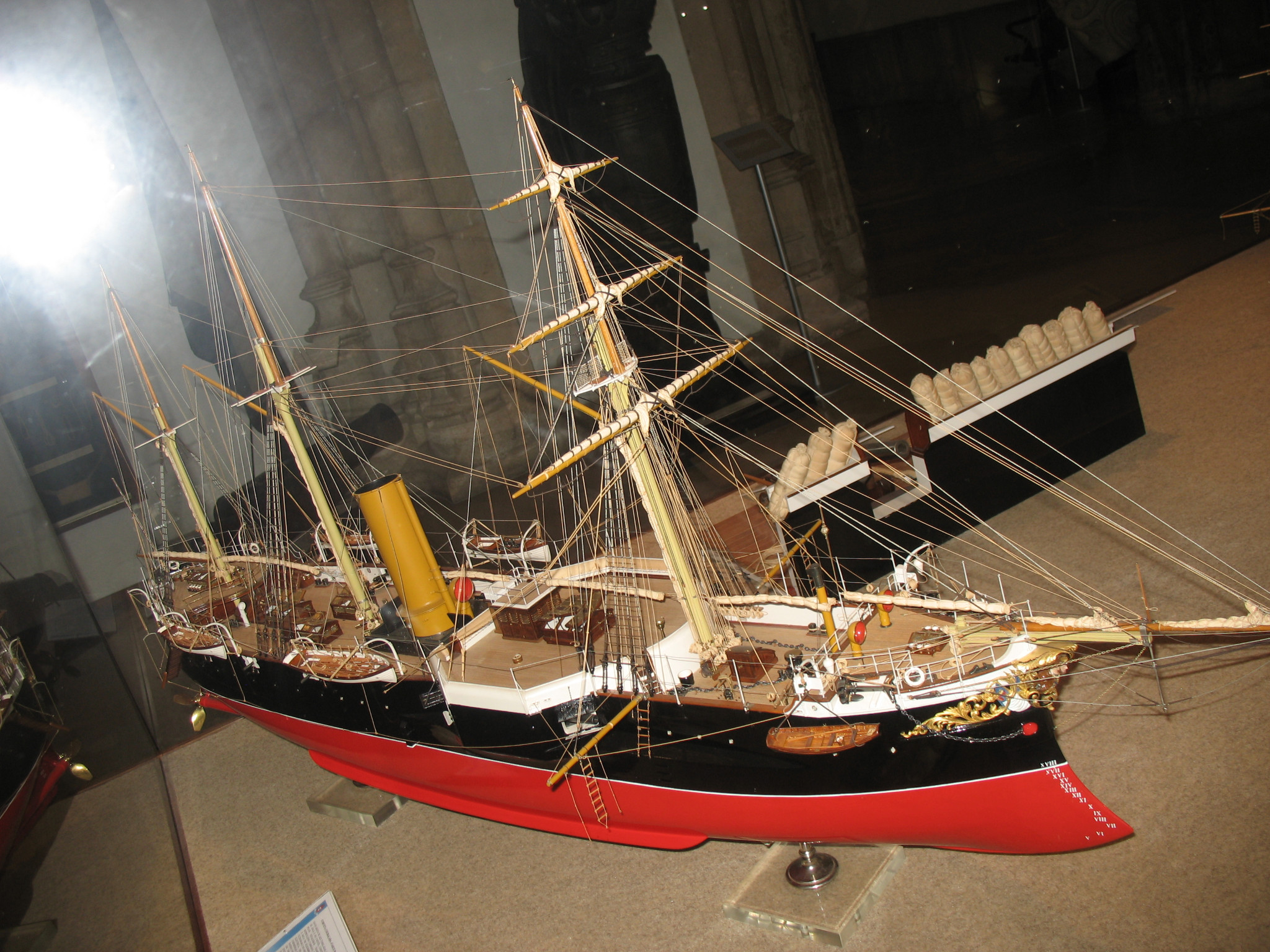 Vasco da Gama (model).jpg