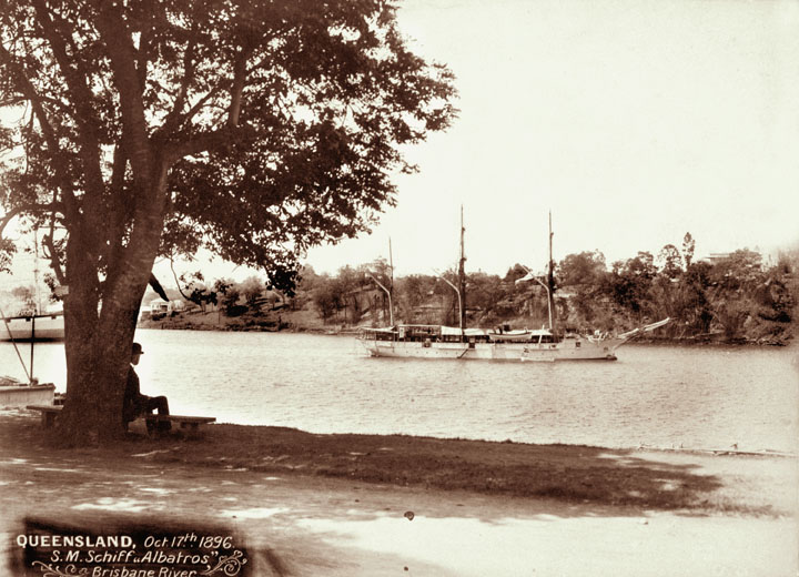 Queensland_State_Archives_2198_SM_Schiff_Albatros_on_the_Brisbane_River_1896.png