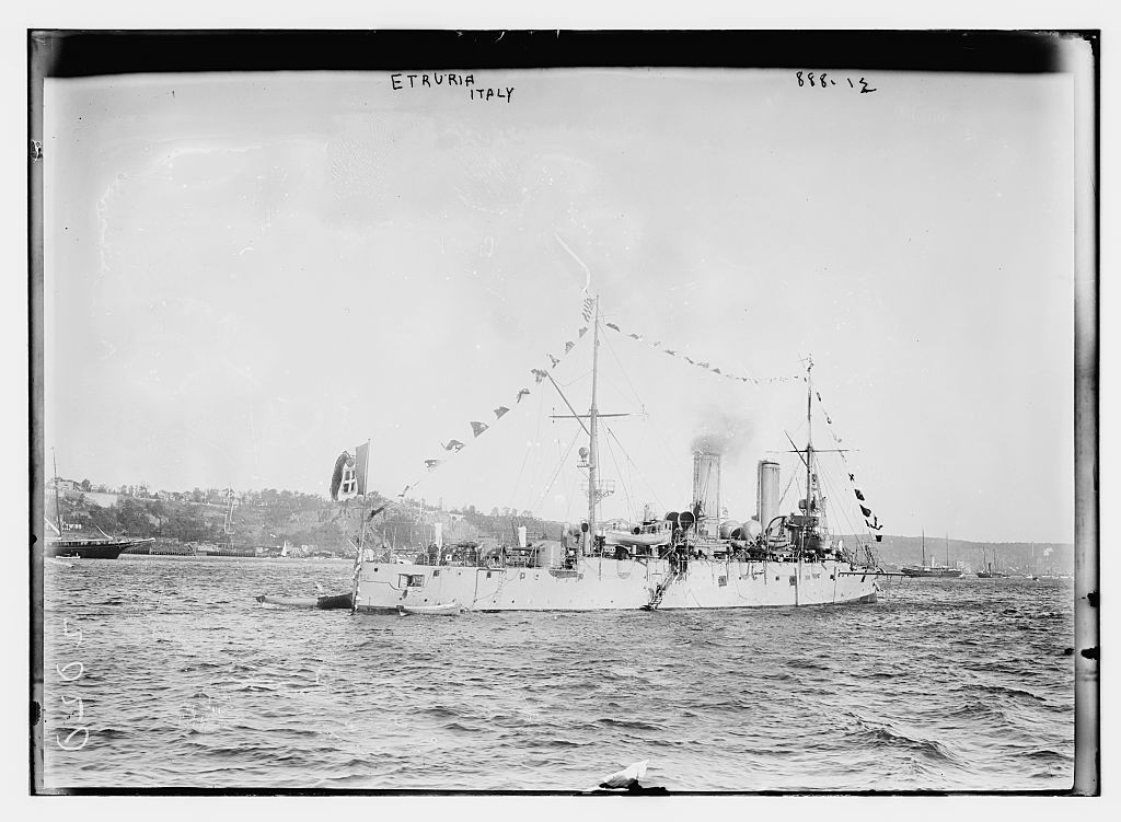 Etruria (1909).jpg