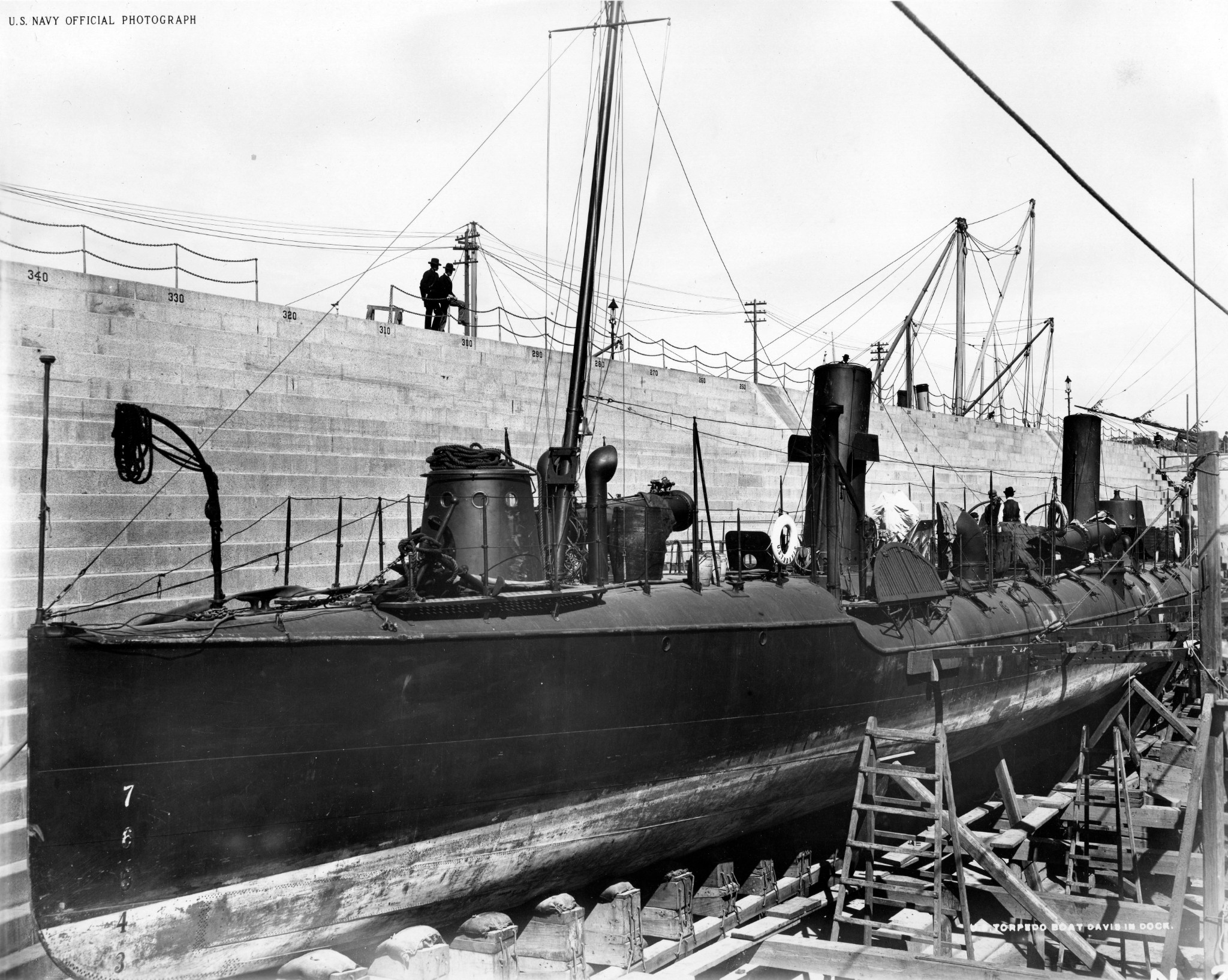 Davies w doku 1905.jpg