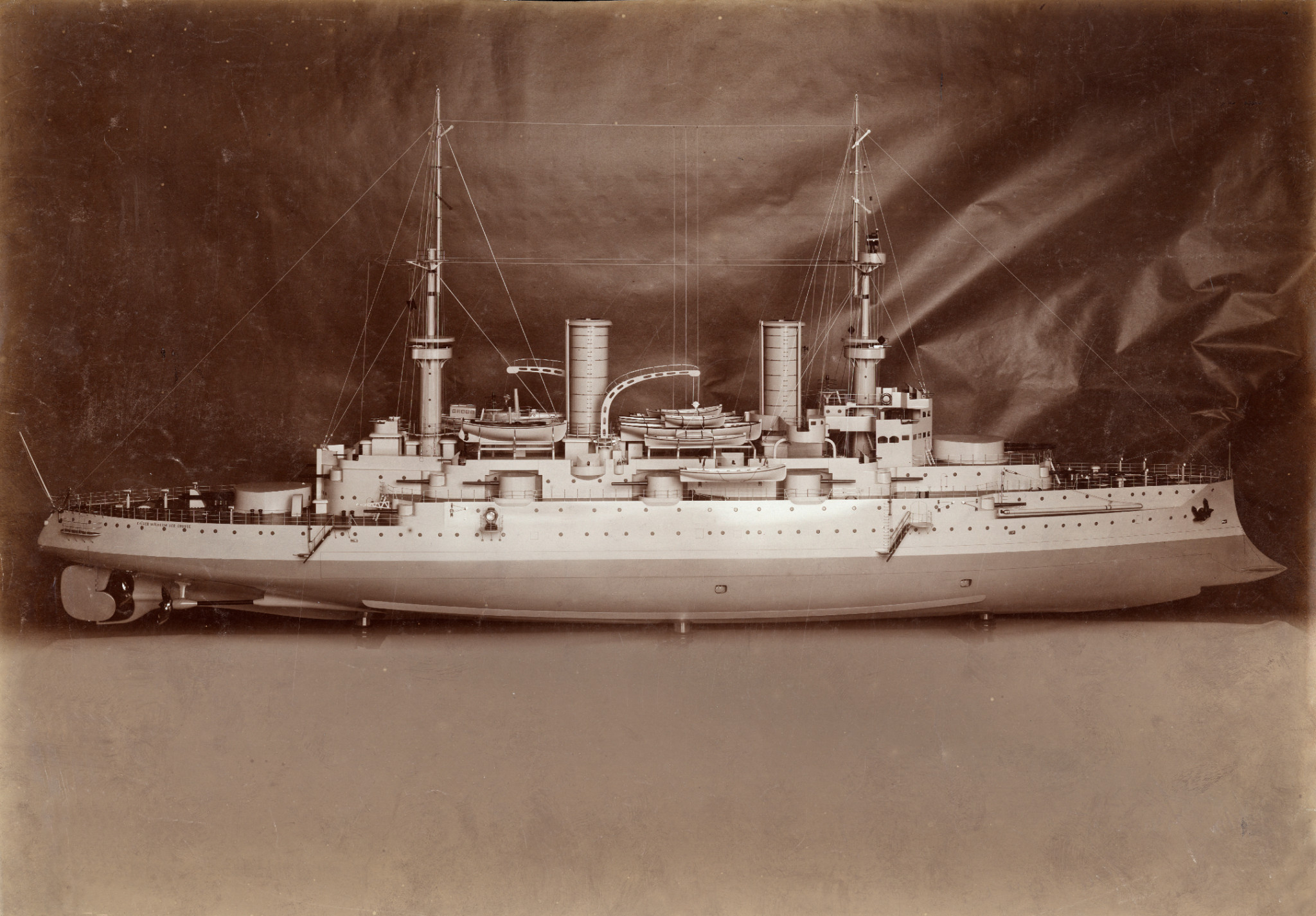 Kaiser_Wilhelm_der_Grosse (model).jpg