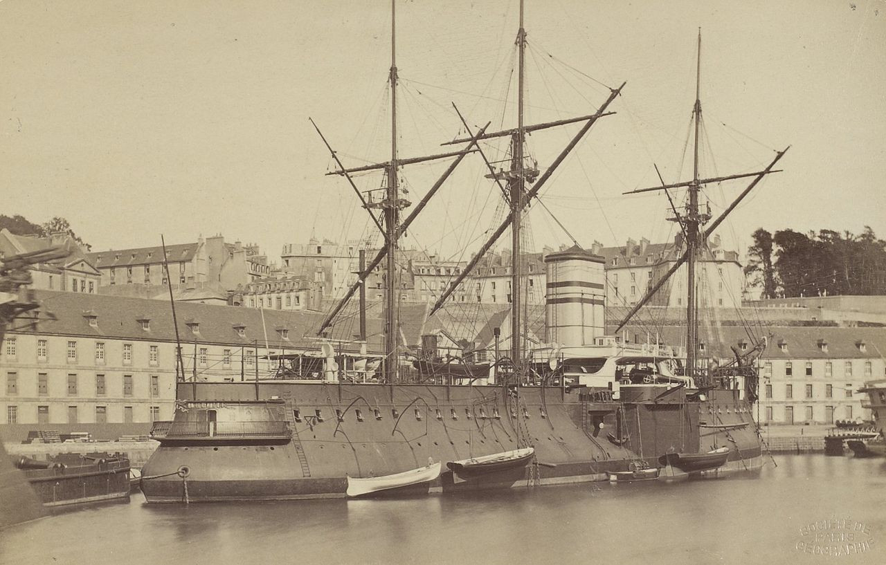 Redoutable_au_port_de_Brest_(1882).jpg