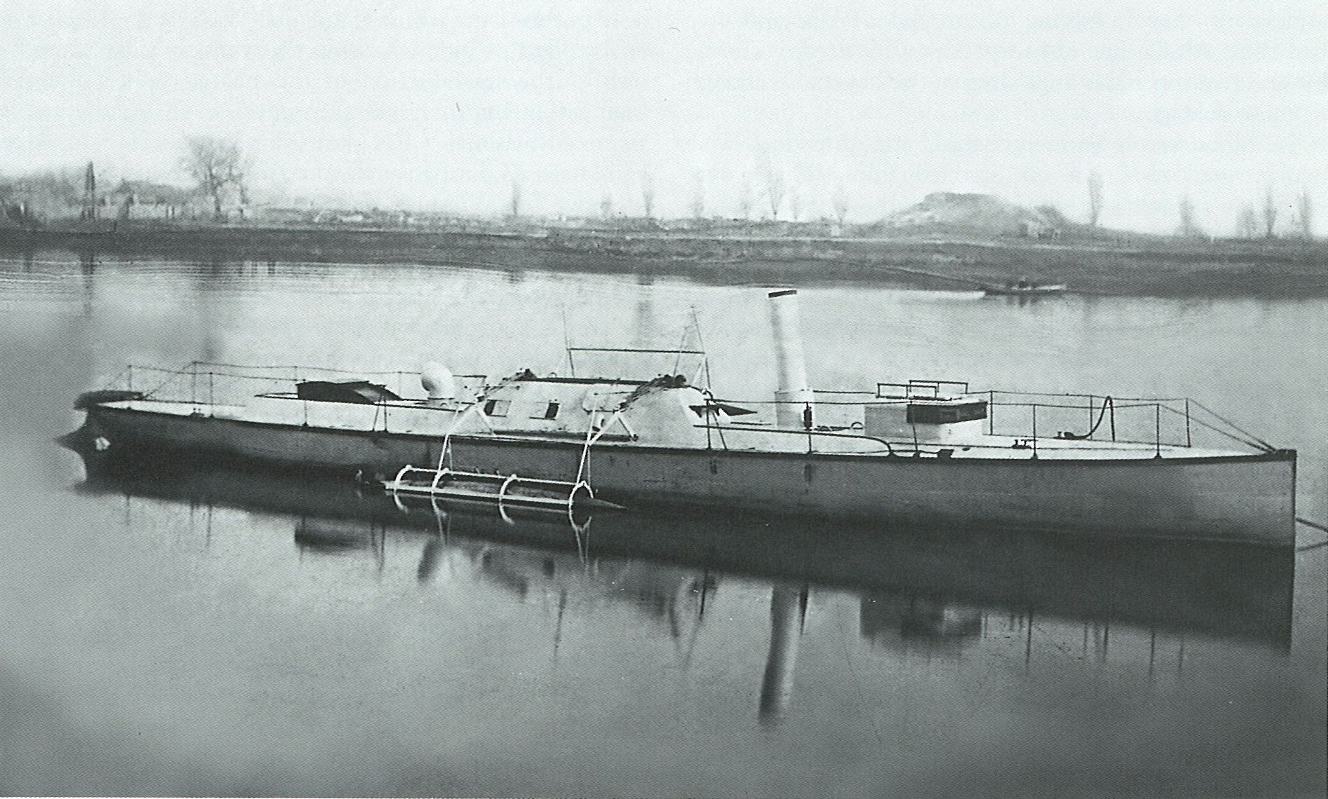 TB mały 51 lub 62 HMS (W).jpg