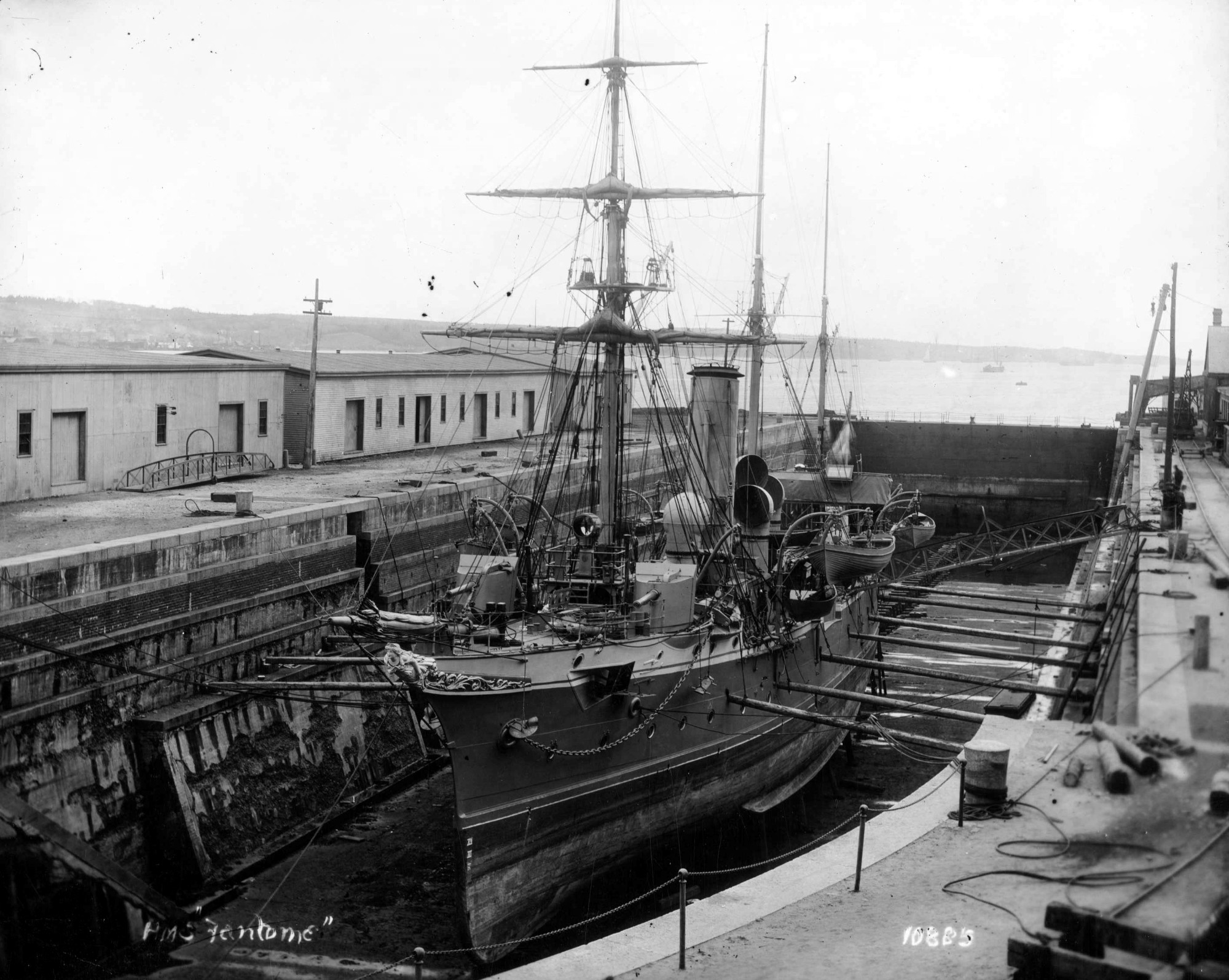 Fantome w doku (Halifax 1903).jpg