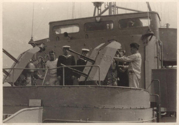 ORP "Żubr" , 08.58 r.