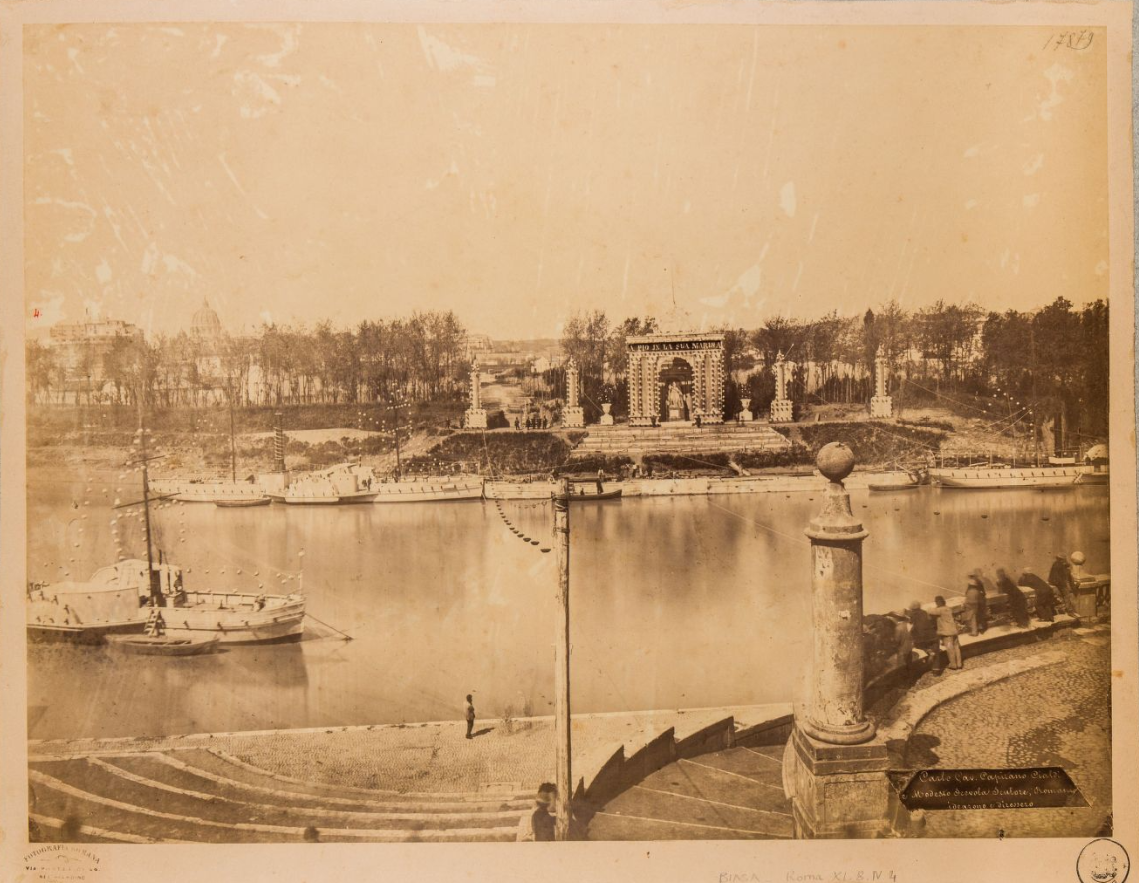 Porto di Ripetta, veduta generale del Tevere dalla gradinata del porto.png