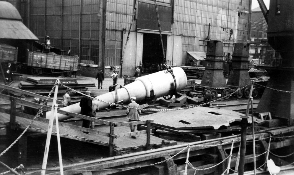 collingwood - armata 305 mm.jpg