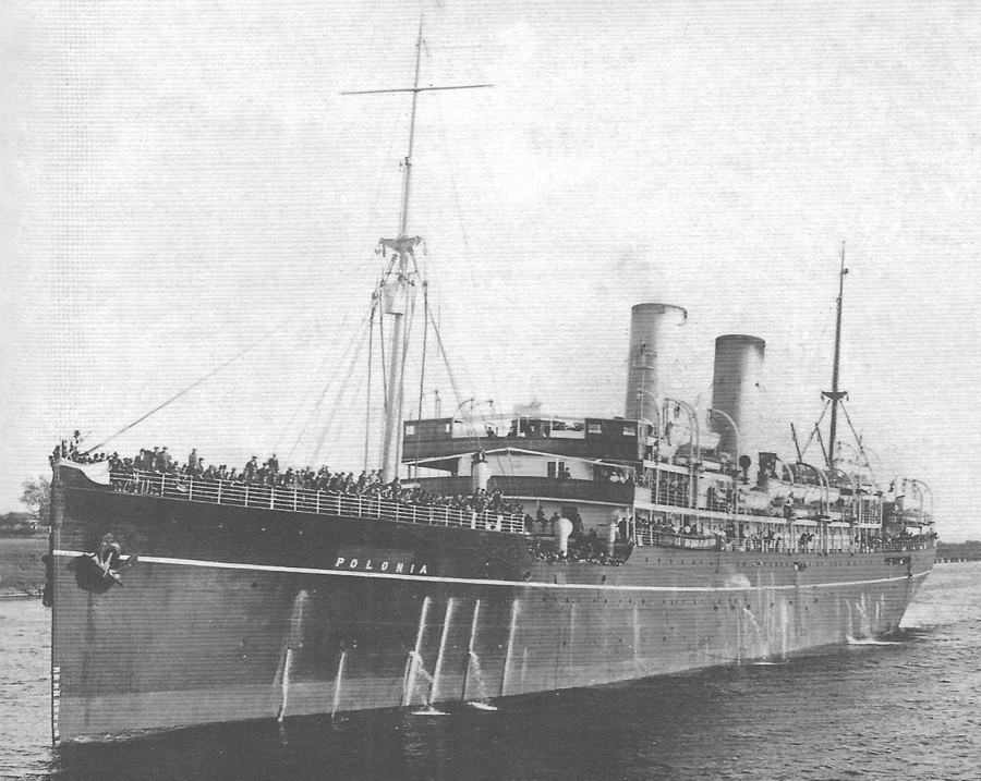 Statek w barwach Baltic-America Line.<br />Źródło:  Koszela W. &quot;Polskie statki pasażerskie&quot;, AJ-Press, Gdańsk 2011