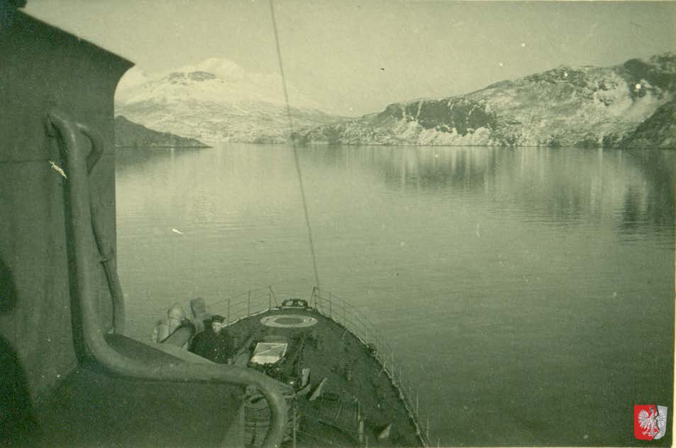 from-Blyskawica-Narvik-campaign-1940.jpg
