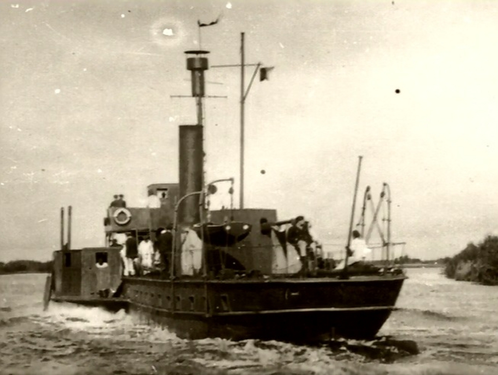 ORP Admirał Dickman1.jpg