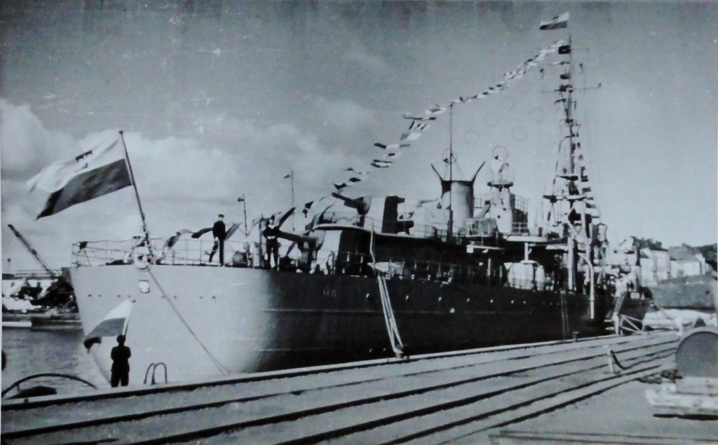 Gryf 3 maja 1938.jpg