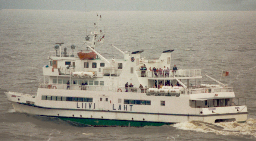 9-1) Liivi Laht 04.1994 rej. Świnoujścia, autor W. Kramer, źródło Shipspotting.jpg