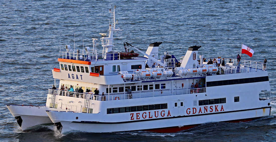 11-9) Agat 06.2019 w Gdyni, autor M. Pingout., źródło Shipspotting.jpg