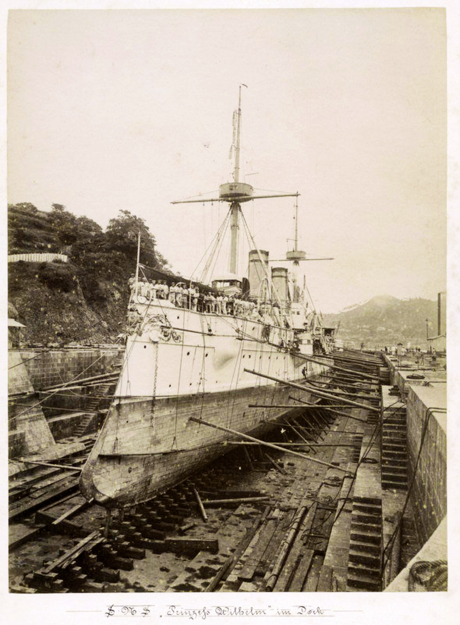 Prinzess Wilhem w doku (Nagasaki).jpg
