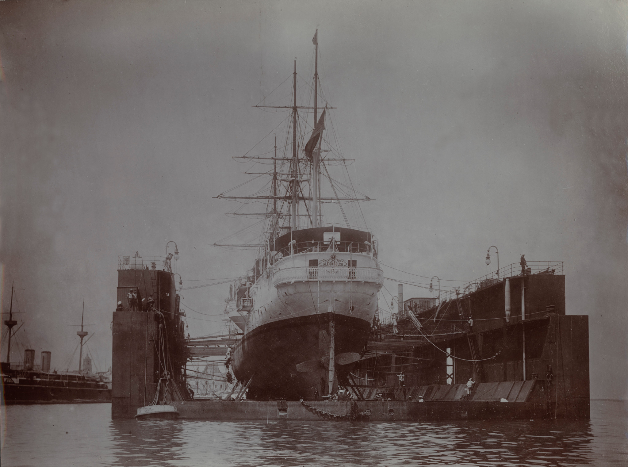 Alfonso XII w doku (Hawana 1897).jpg