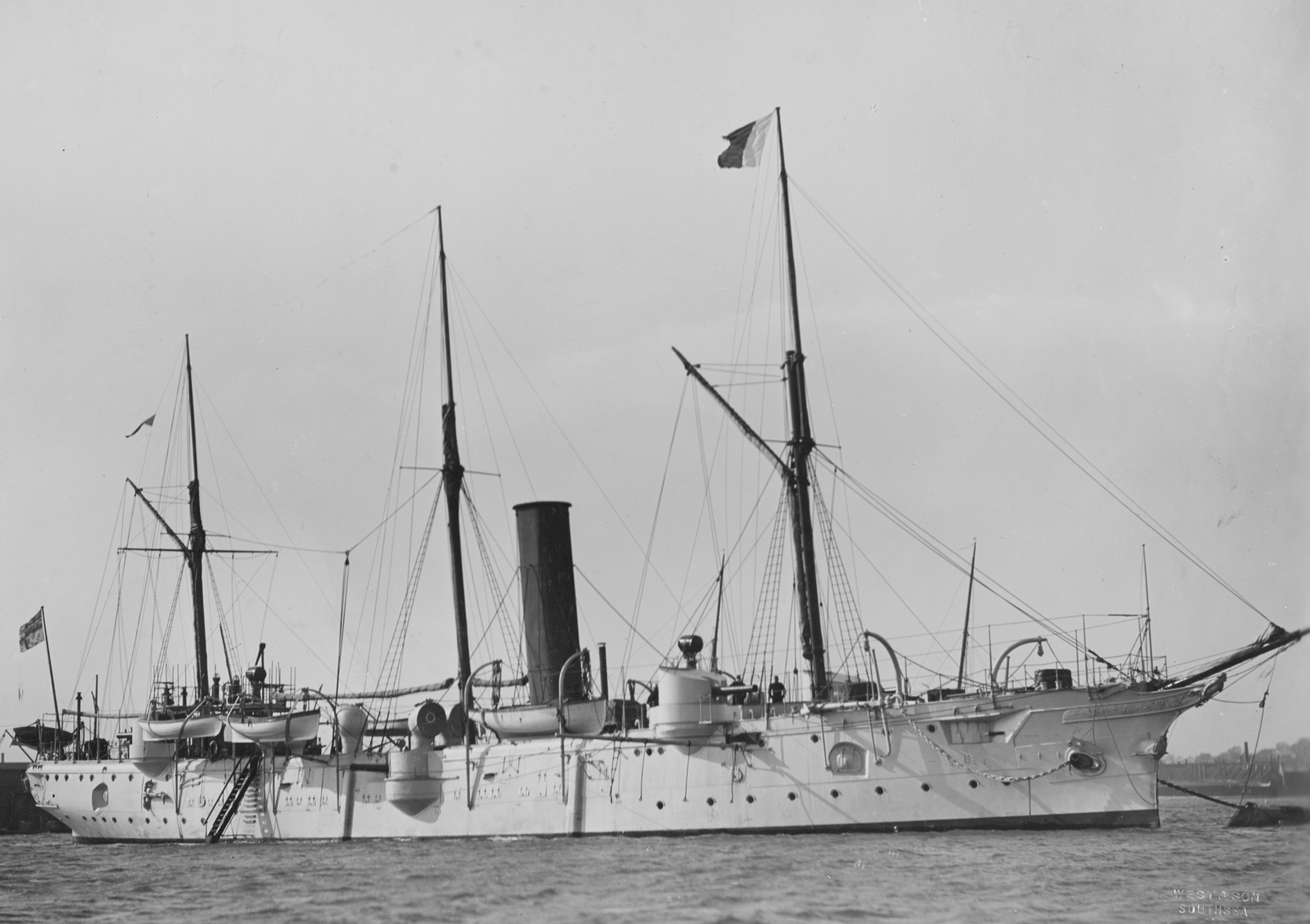 HMS_Porpoise_NH_57870.jpg